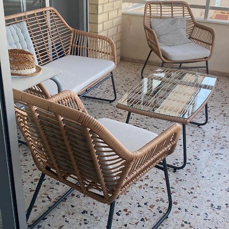 70 Sqm Apartment With Seaview In Arenales Del Sol. Eksteriør billede