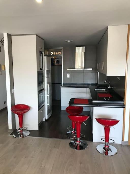 70 Sqm Apartment With Seaview In Arenales Del Sol. Eksteriør billede