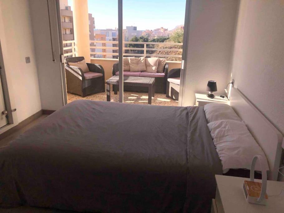 70 Sqm Apartment With Seaview In Arenales Del Sol. Eksteriør billede